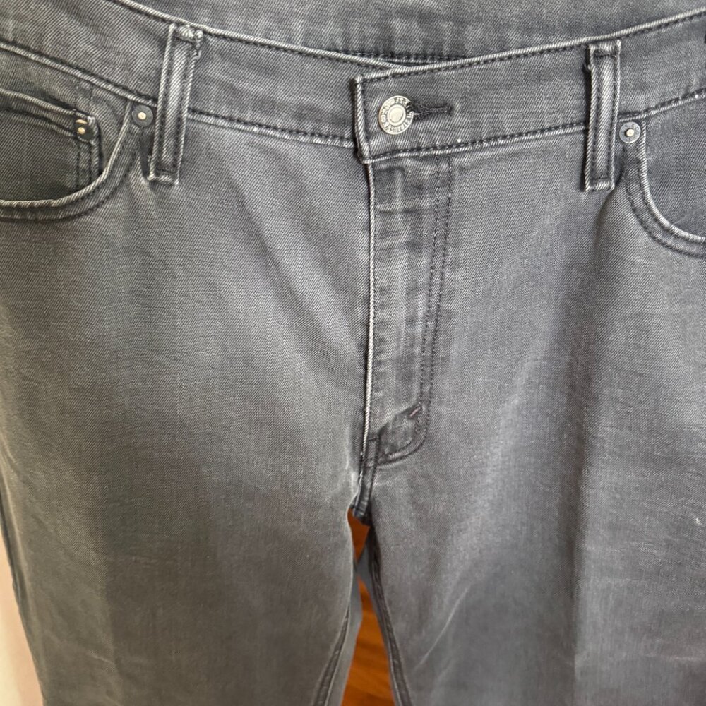 LEVIS 541 JEANS GRAY COLOR SIZE 38 X 27 STRETCH - Picture 3 of 7
